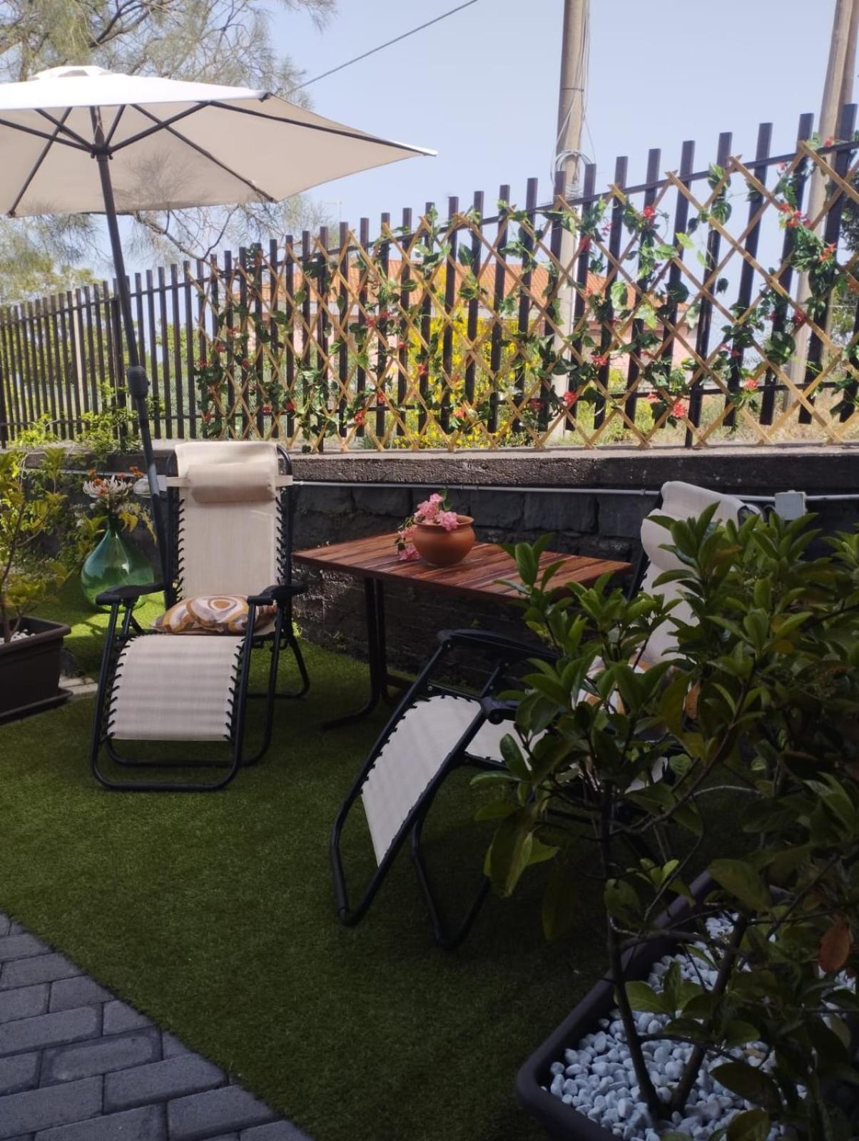 Petite Maison Dell'Etna 米罗 外观 照片
